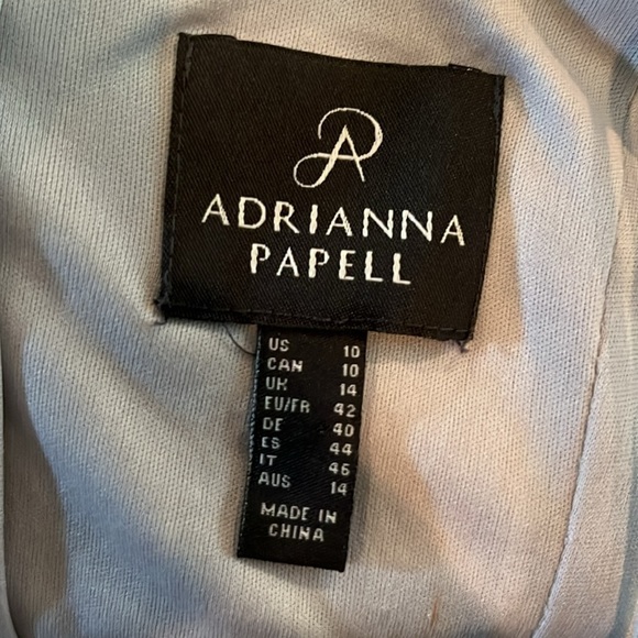 ADRIANNA PAPELL Silver Sequin Halter Gown | size 10 - Picture 6 of 11